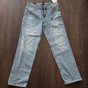 H&M Ladies Size 8 Straight Regular Waisr Jeans, Brand New W. Tags